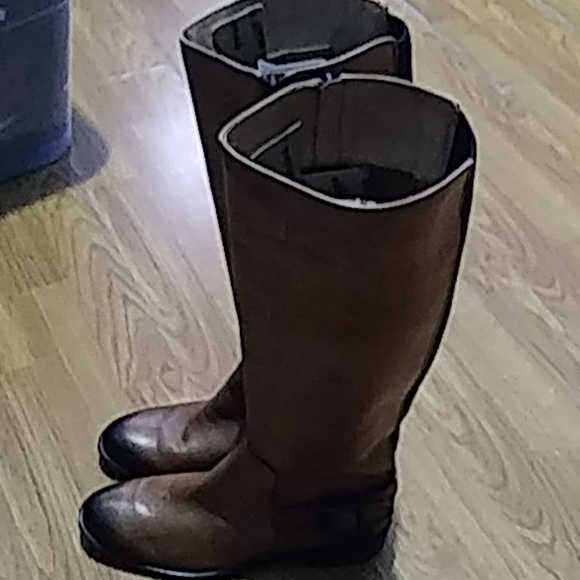 Knee high boot - Picture 3 of 4